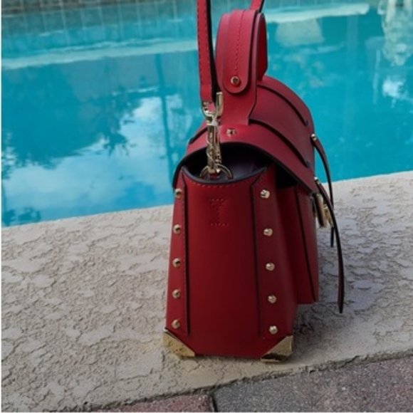 Michael Kors Manhattan Medium School Satchel - Picture 3 of 15